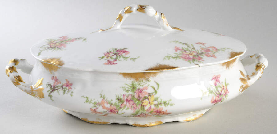 ALU8 Oval Covered Vegetable by Societe Alluaud-1