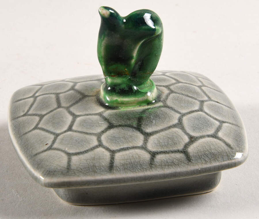 LLS2 Lid for Teapot by L.Batlin&Son-1