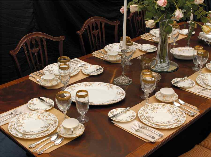 Ancestral Gold 42 Piece Estate Set by Minton-1