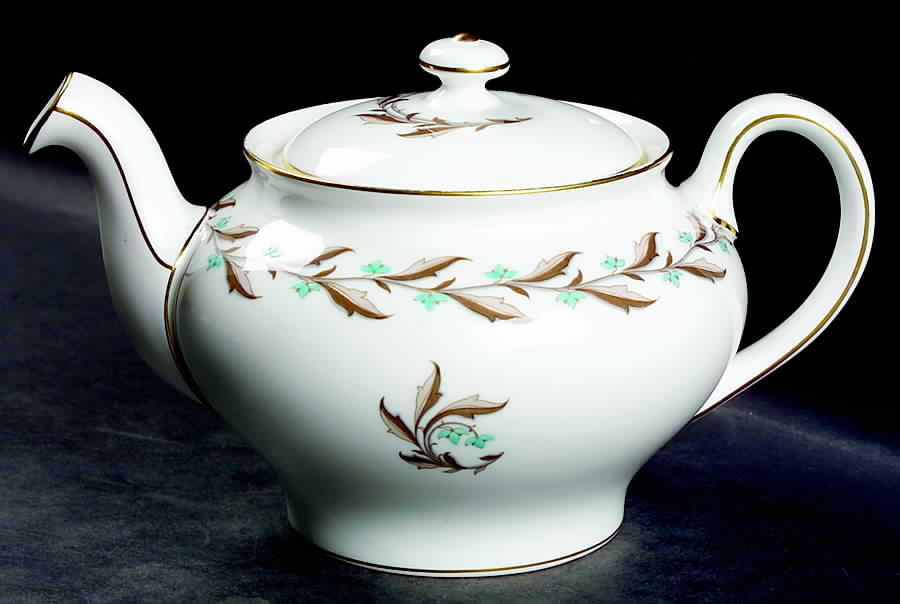 Ashton (Gold Trim) Teapot & Lid by Minton-1