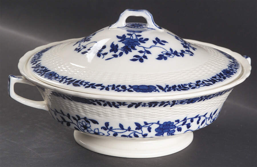 Gower (No Trim) Round Covered Vegetable by Minton-1