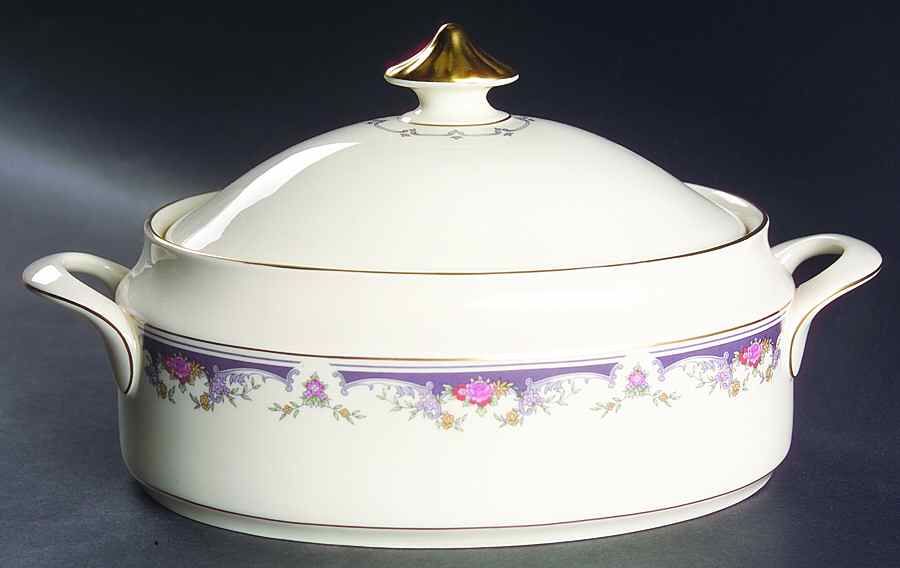 Hanbridge Oval Covered Vegetable by Minton-1