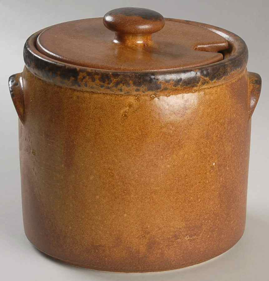 Canyon Bean Pot & Lid by Nelson McCoy-1