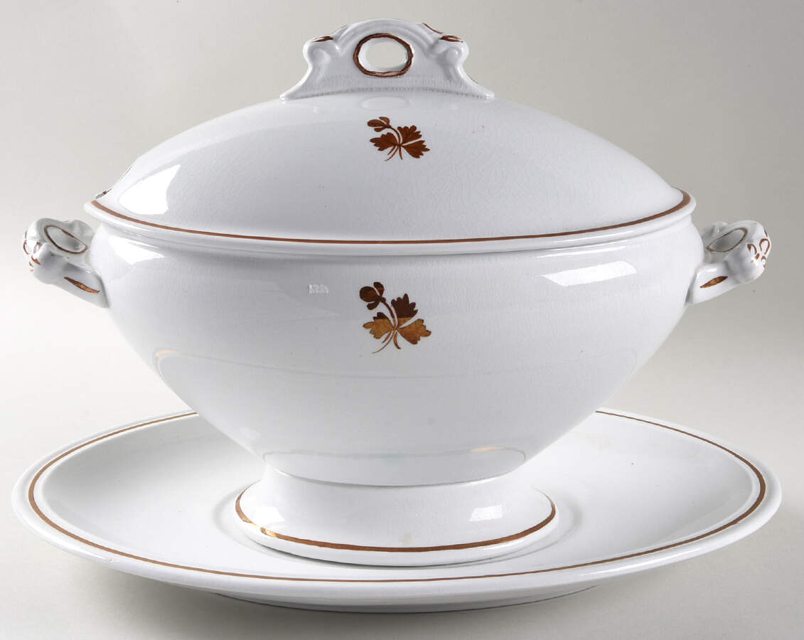 Tea Leaf Tureen & Lid w/Underplate by Alfred Meakin-1