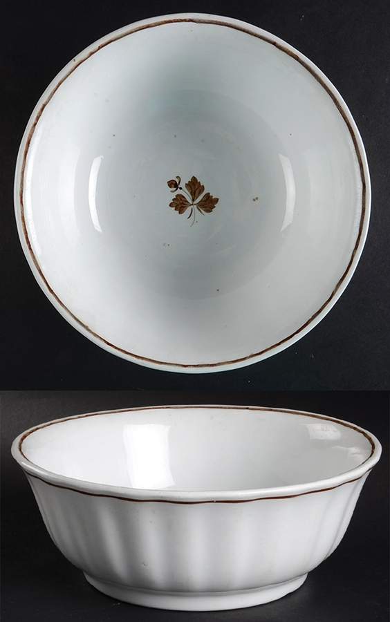 Tea Leaf 8" Round Vegetable Bowl by Alfred Meakin-1
