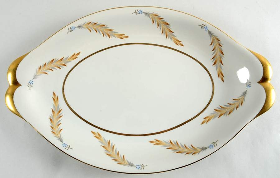 Courtley 18" Oval Serving Platter by Meito-1