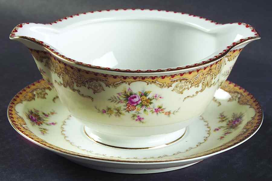 Derby Gravy Boat with Attached Underplate by Meito-1