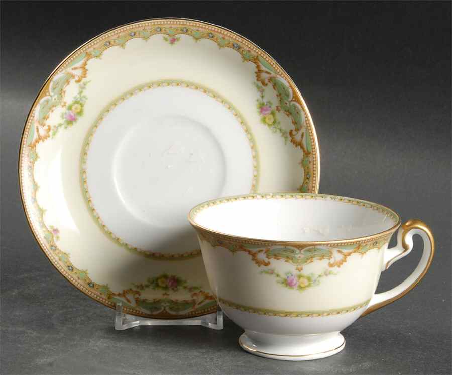 Jean Footed Cup & Saucer Set by Meito-1