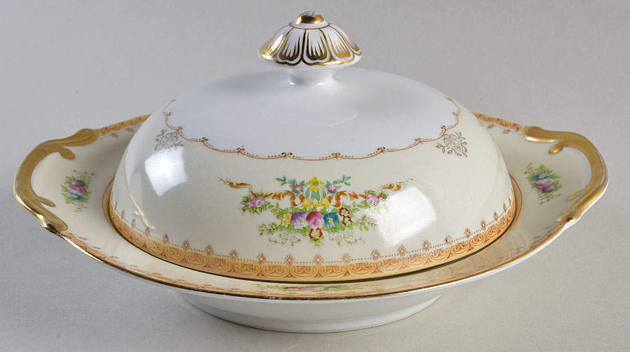 Jewel Round Covered Butter by Meito-1