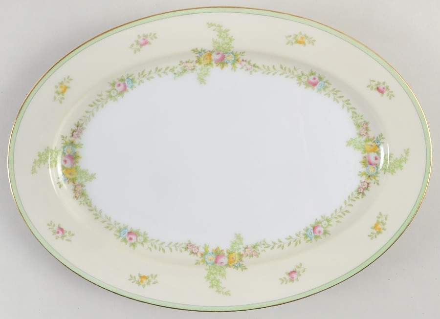 Malta (Green on Cream) 12" Oval Serving Platter by Meito-1
