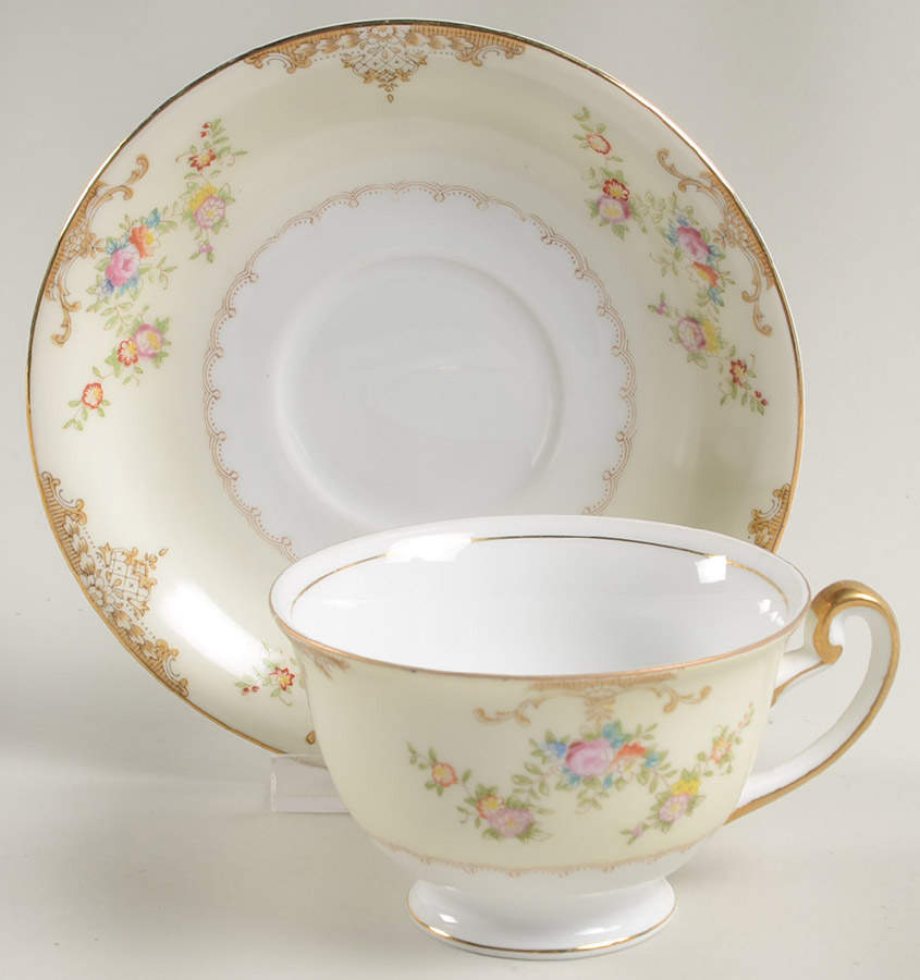 Marie Footed Cup & Saucer Set by Meito-1