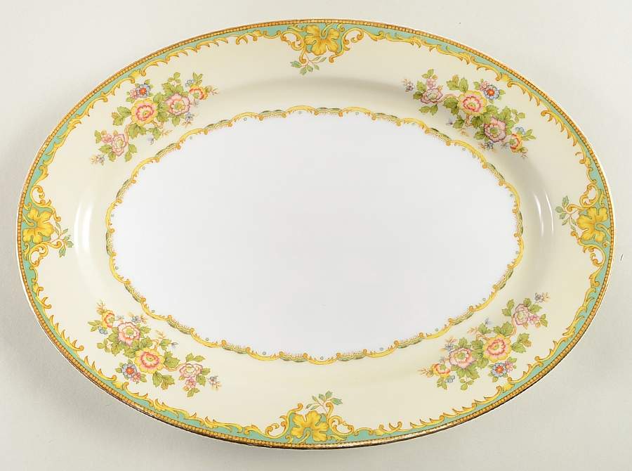 Paris Green 11" Oval Serving Platter by Meito-1