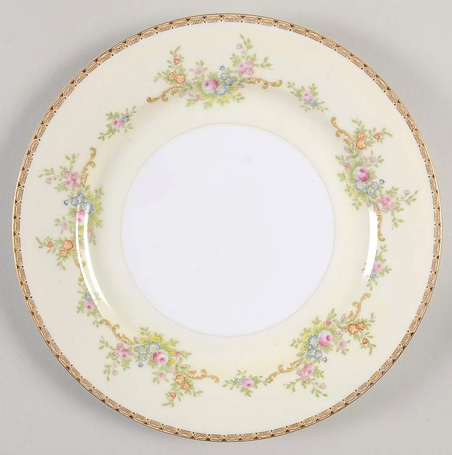 V1667  Dinner Plate by Meito-1