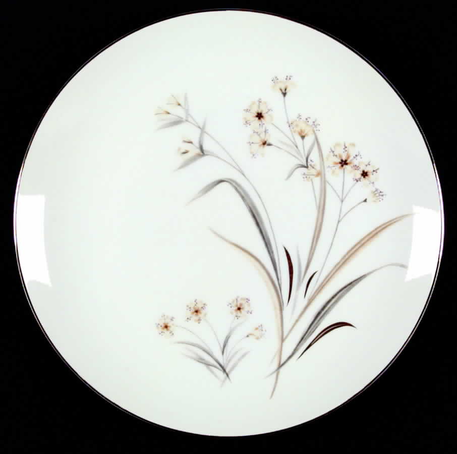 West Wind Dinner Plate by Meito-1