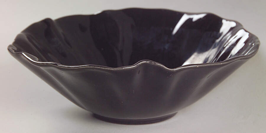 Lotus Black (Glossy) Coupe Cereal Bowl by Metlox - Poppytrail - Vernon-1