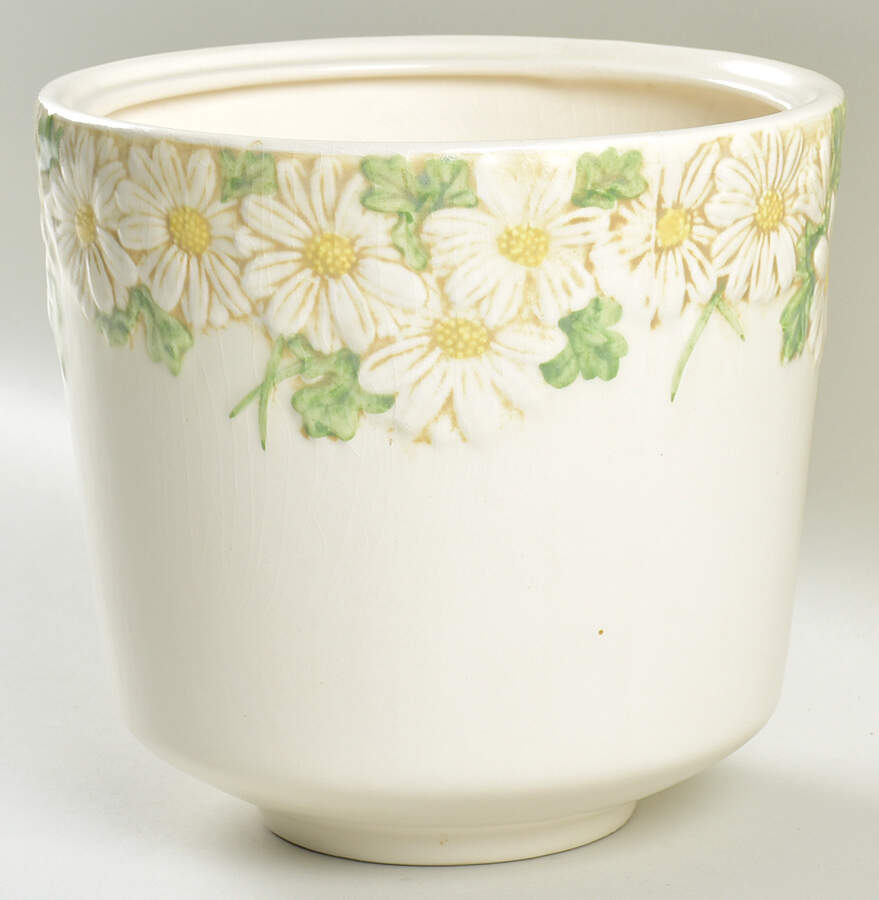 Sculptured Daisy Cookie Jar No Lid by Metlox - Poppytrail - Vernon-1