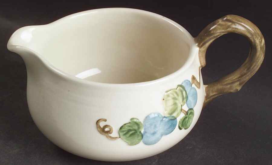 Sculptured Grape Open Sauce Boat by Metlox - Poppytrail - Vernon-1