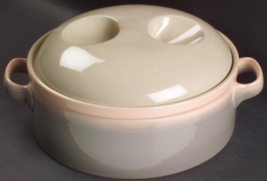 Aruba 2.5 Qt Round Covered Casserole by Mikasa-1