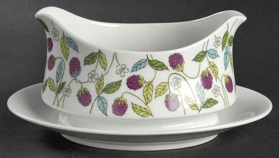 Berry Heaven Gravy Boat with Attached Underplate by Mikasa-1