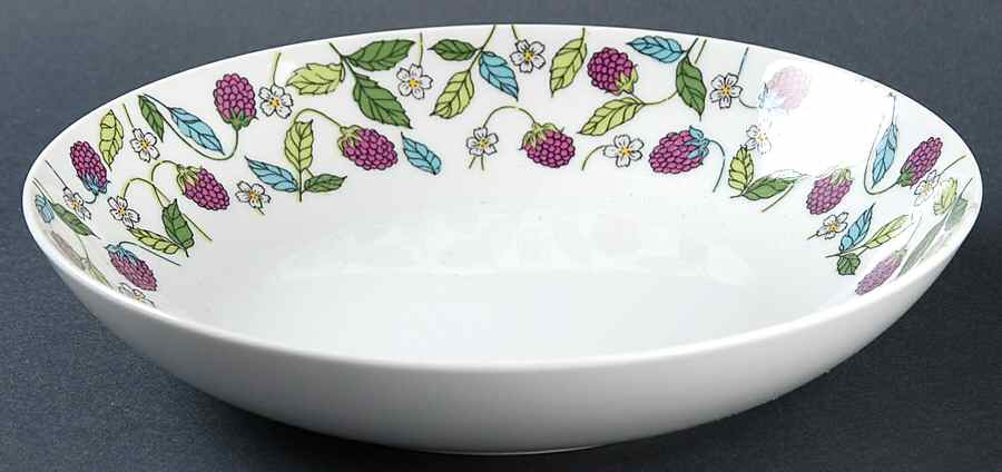 Berry Heaven Coupe Soup Bowl by Mikasa-1