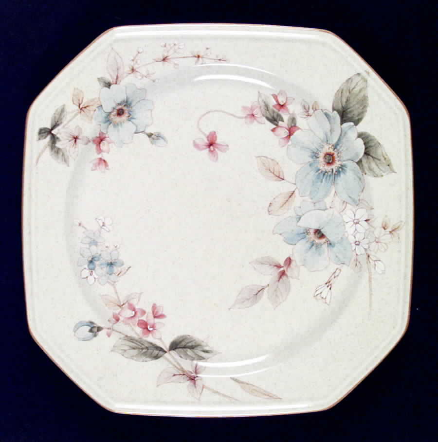 Blue Clematis Dinner Plate by Mikasa-1