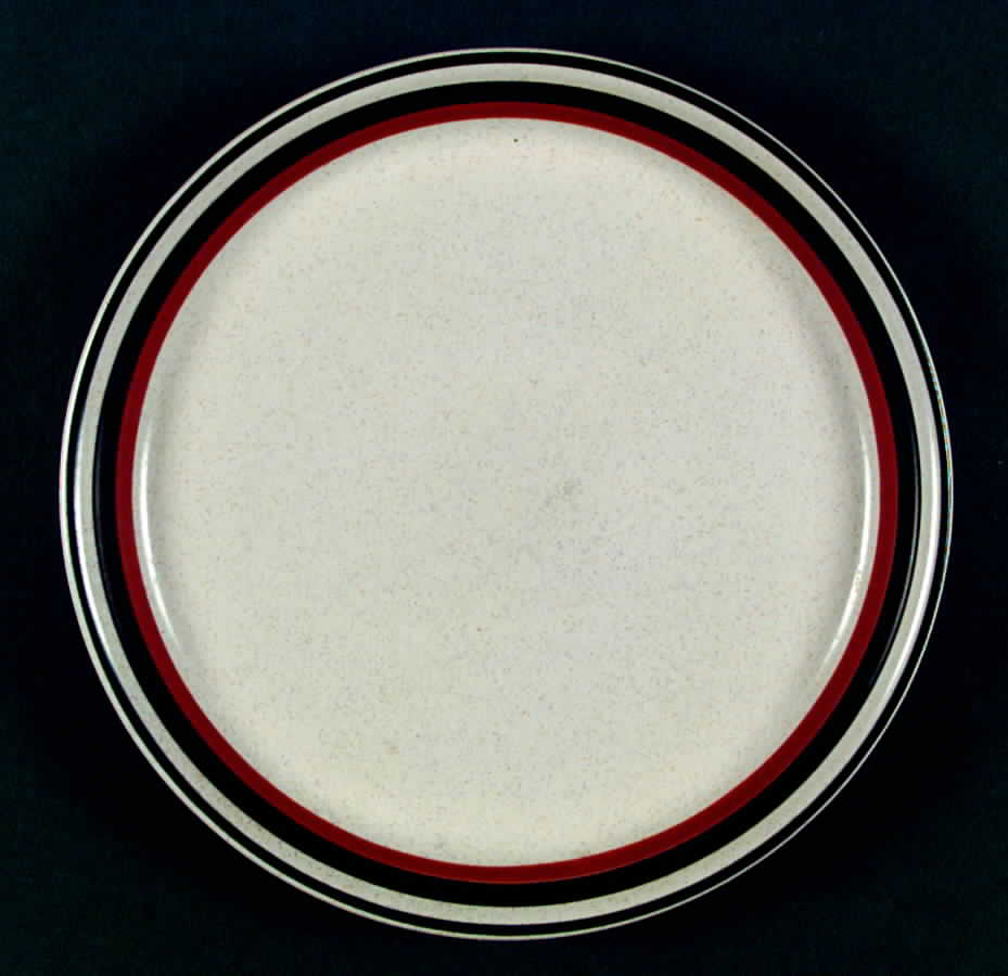 Cafe Noir Dinner Plate by Mikasa-1