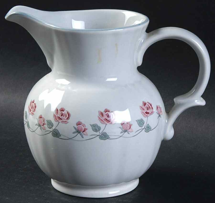 Cassis Creamer by Mikasa-1