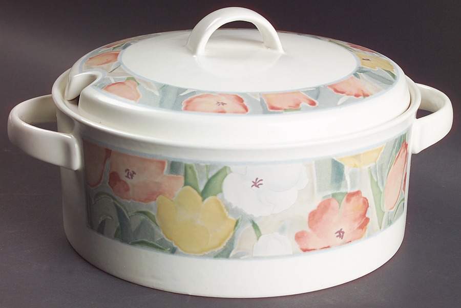 Cezanne Tureen &  Lid by Mikasa-1