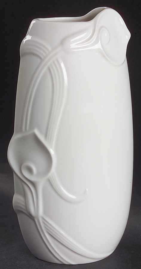 Classic Flair White 8" Vase by Mikasa-1