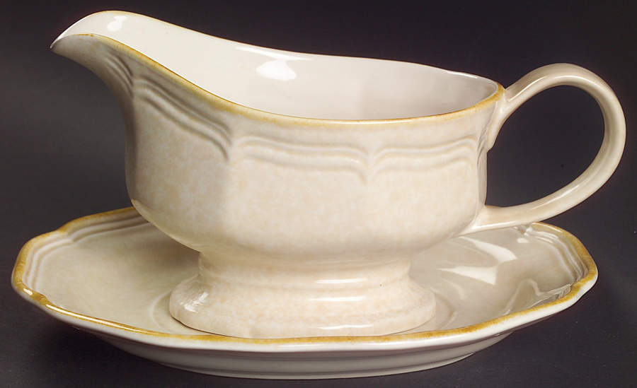 Country Charm Gravy Boat & Underplate by Mikasa-1