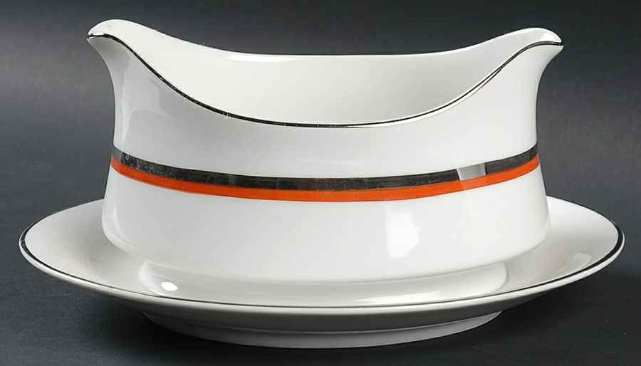 Engagement Gravy Boat with Attached Underplate by Mikasa-1