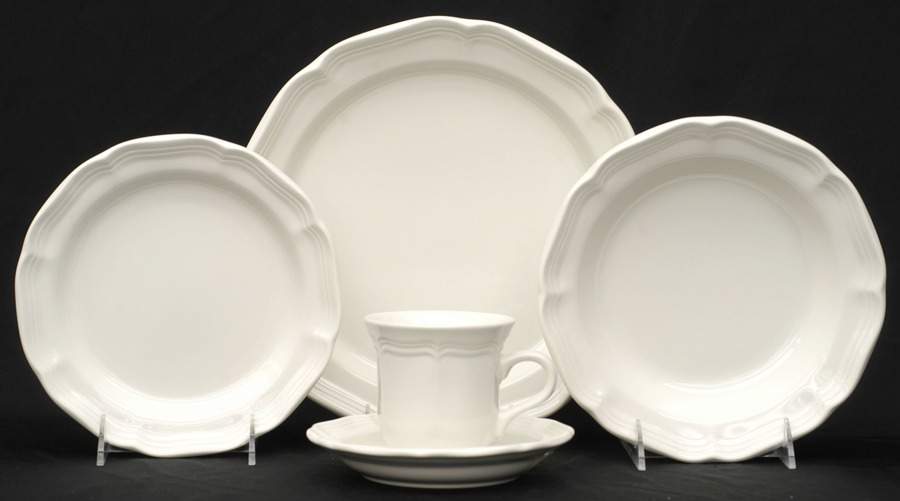 French Countryside 40 Piece Estate Set by Mikasa-1