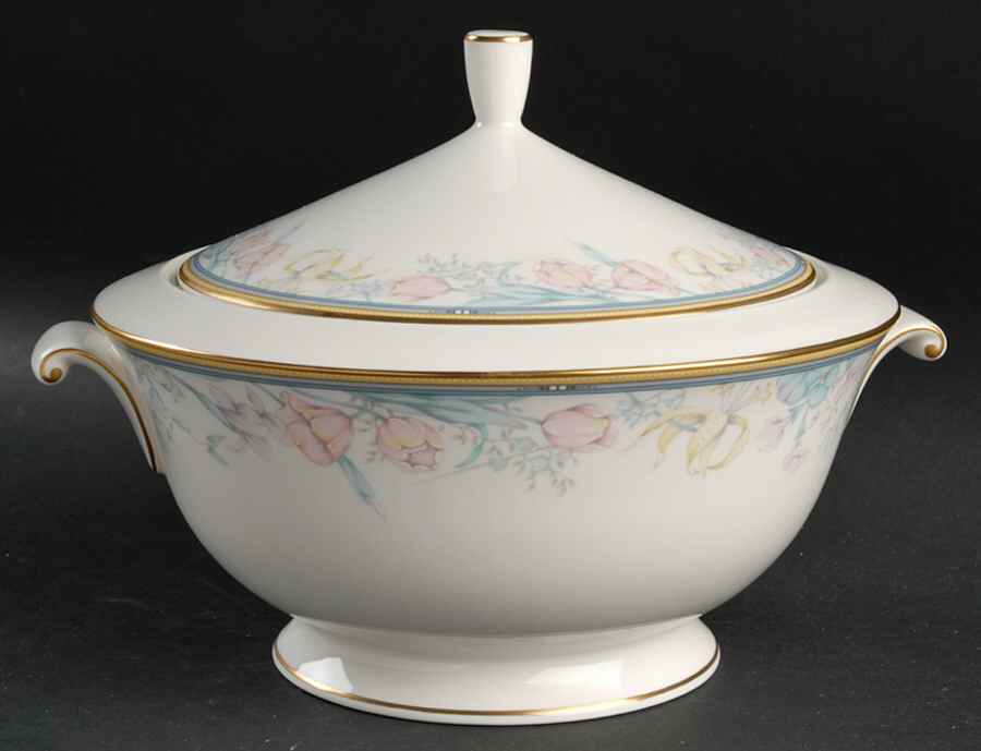 Friendship Garden Round Covered Vegetable by Mikasa-1