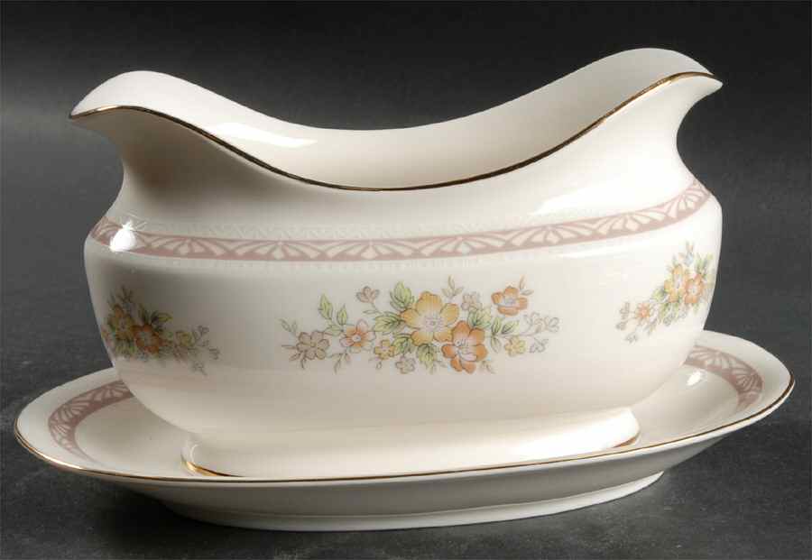 Hampton Court Gravy Boat & Underplate by Mikasa-1
