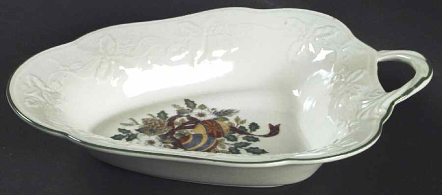 Holiday Season Leaf Shaped Dish by Mikasa-1