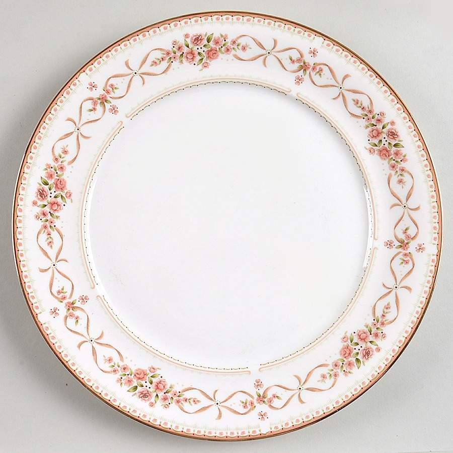 Louis XVII Dinner Plate by Mikasa-1