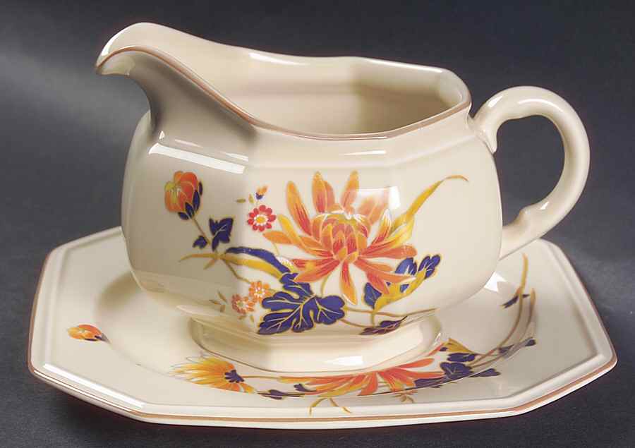 Majestic Gravy Boat & Underplate by Mikasa-1