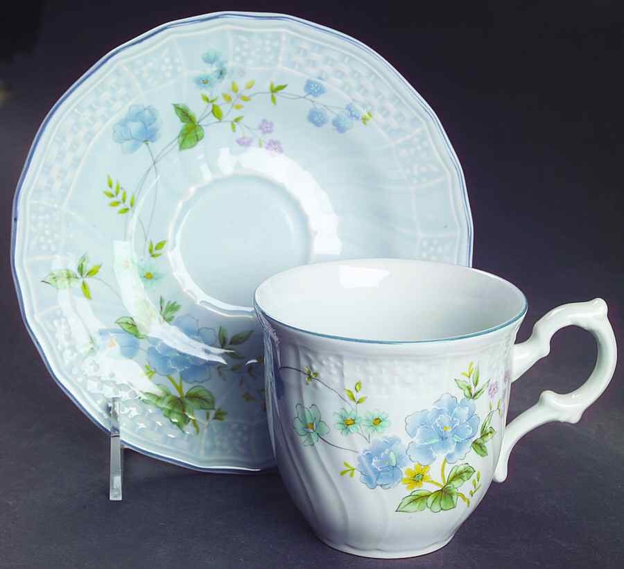 Michelle Flat Cup & Saucer Set by Mikasa-1