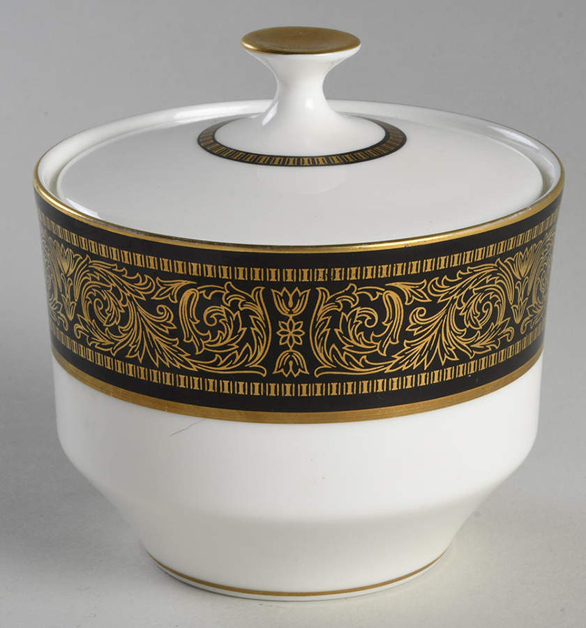 Mount Holyoke Sugar Bowl & Lid by Mikasa-1