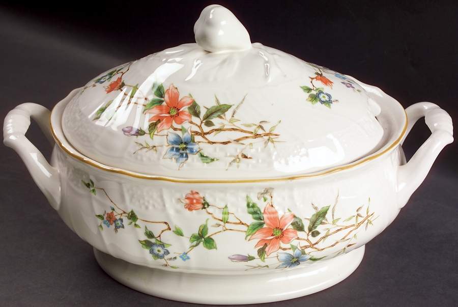 Monique Oval Tureen & Lid by Mikasa-1