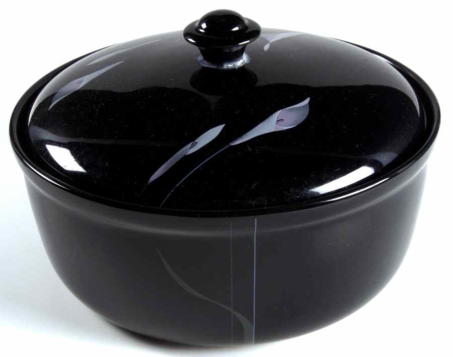 Opus Black 2 Qt Round Covered Casserole by Mikasa-1