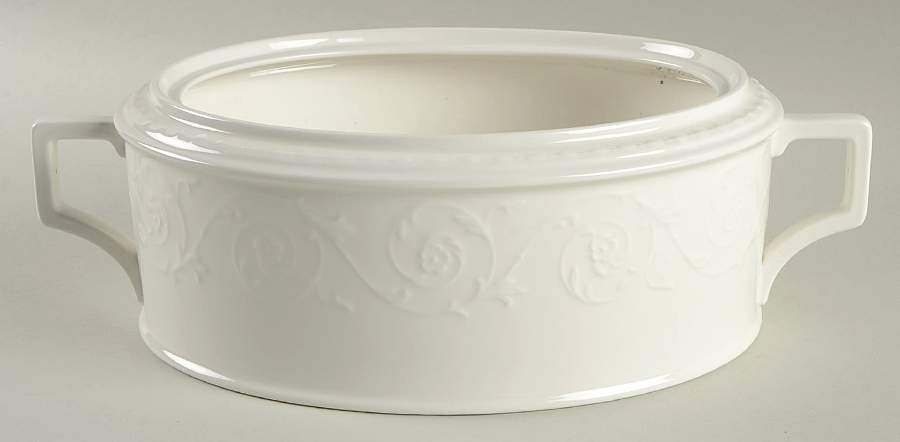 Riviera 2 Quart Oval Covered Casserole No Lid by Mikasa-1