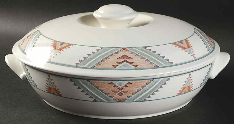 Santa Fe 1.5 Qt Round Covered Casserole by Mikasa-1