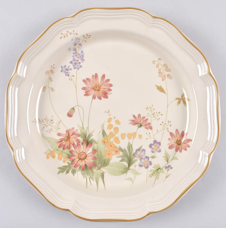 Samantha 12" Chop Plate (Round Platter) by Mikasa-1