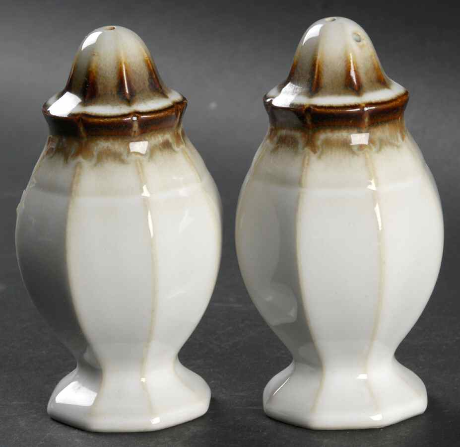 Sea Shells Salt & Pepper Set by Mikasa-1