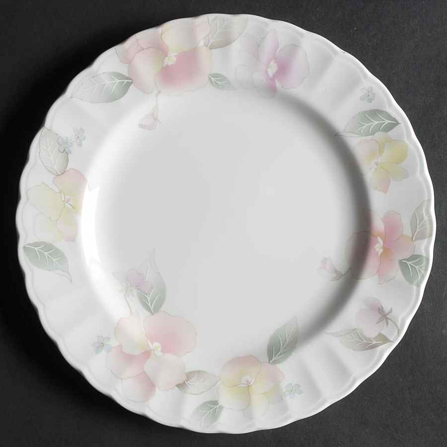 Silk Blossoms Salad Plate by Mikasa-1