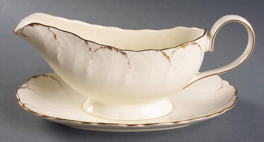 Simply Gold Gravy Boat & Underplate by Mikasa-1