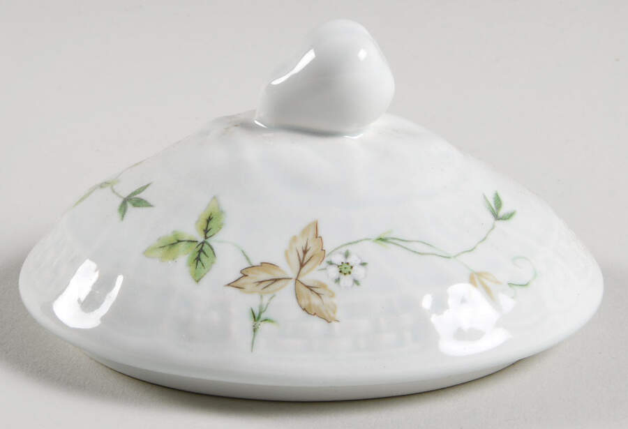Strawberry Fair Lid for Sugar Bowl by Mikasa-1