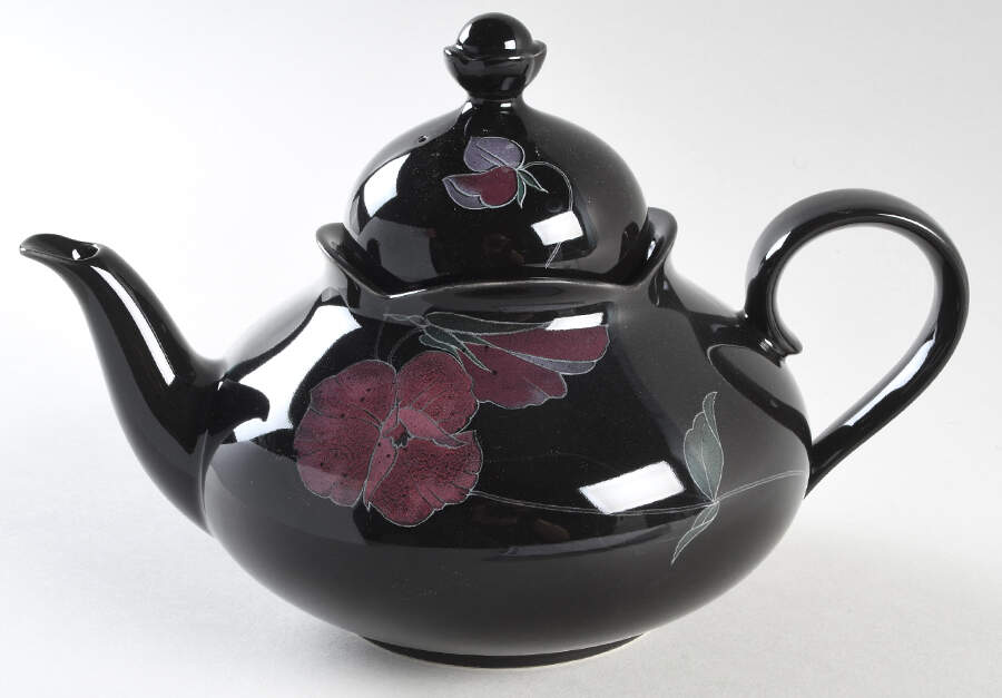 Tango Teapot & Lid by Mikasa-1
