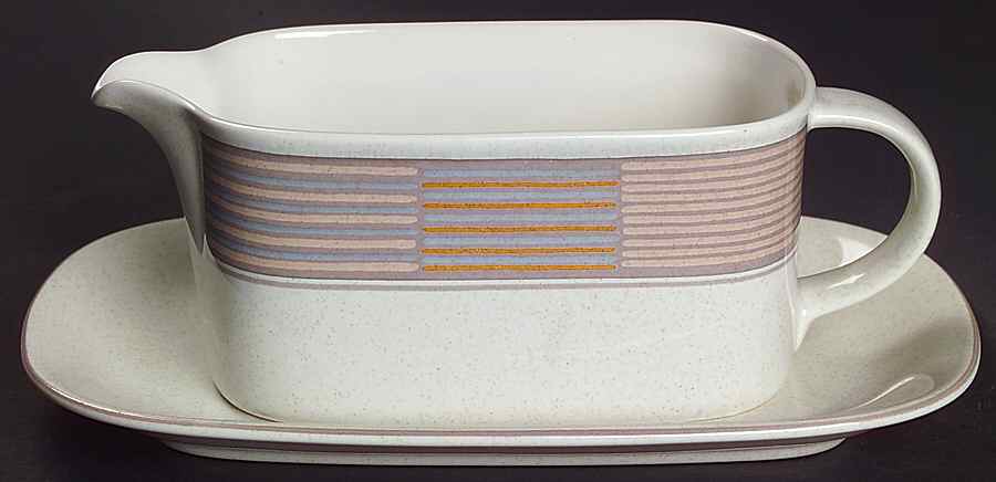 Tracings Gravy Boat & Underplate (Relish/Butter) by Mikasa-1